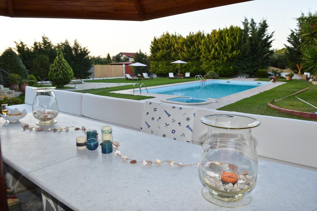 קאטו אכאיה Dimeon Villa חדר תמונה