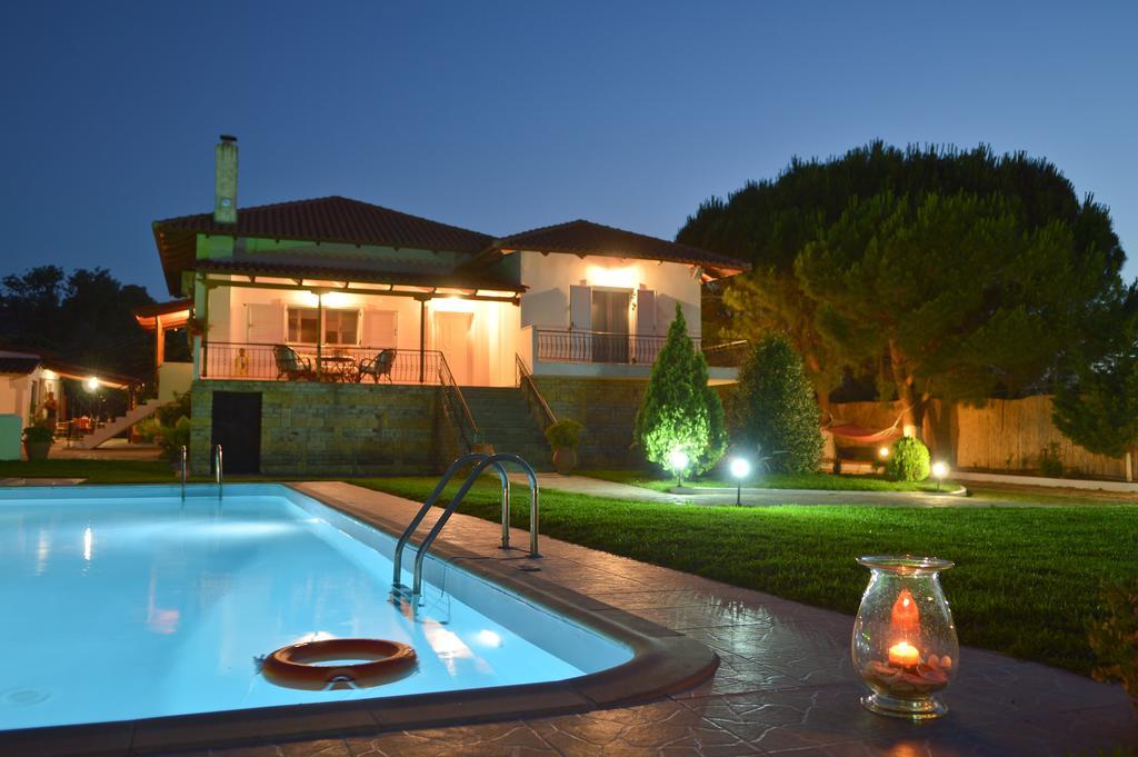 קאטו אכאיה Dimeon Villa חדר תמונה