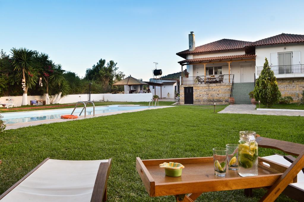 קאטו אכאיה Dimeon Villa חדר תמונה