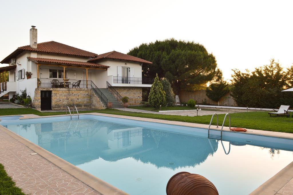 קאטו אכאיה Dimeon Villa חדר תמונה