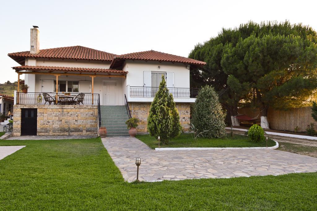 קאטו אכאיה Dimeon Villa חדר תמונה